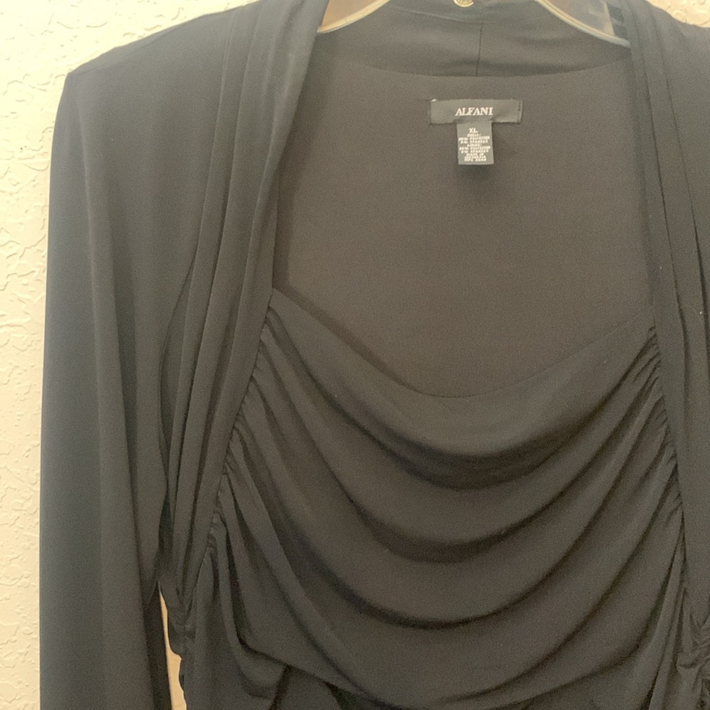 EUC Alfani vintage classy and beautiful black dress
